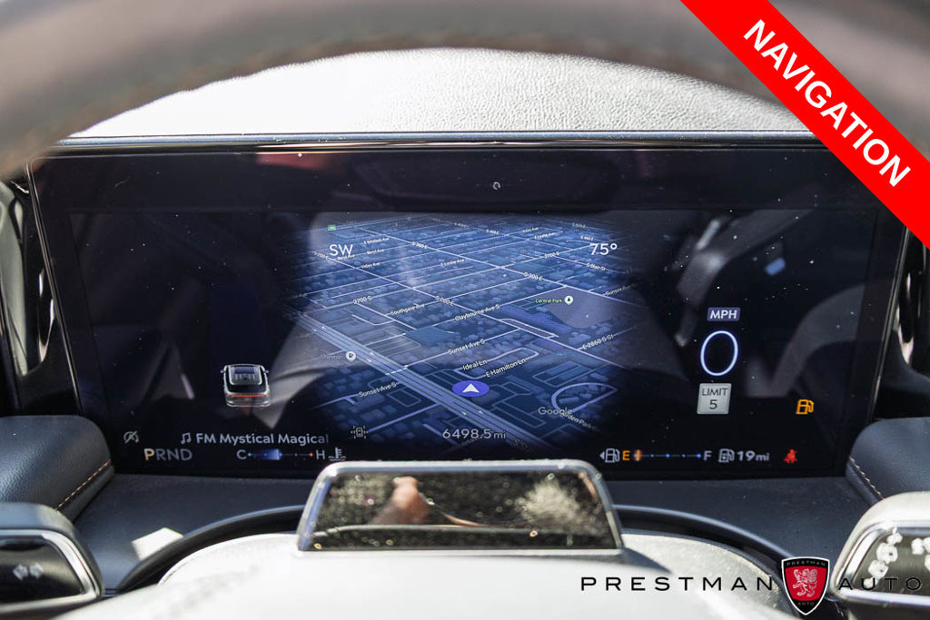 Used 2025 Lincoln Aviator Reserve w/ Luxury Package AWD/4WD image 8