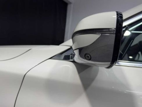 Used 2019 BMW 750i w/ Autobahn Package RWD image 11
