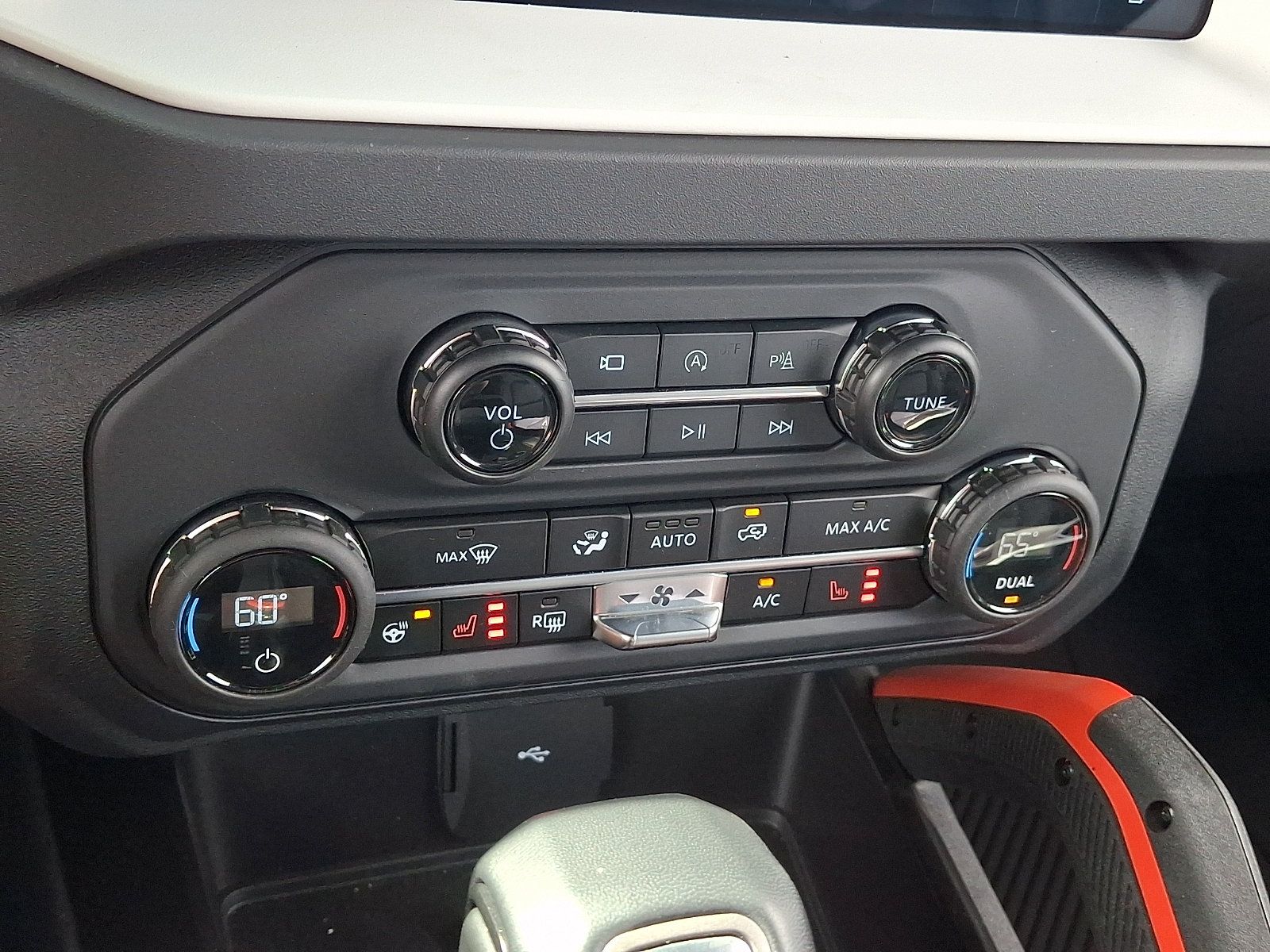 Certified 2025 Ford Bronco Stroppe Edition AWD/4WD image 20