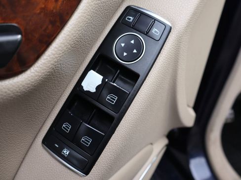 Used 2011 Mercedes-Benz C 300 4MATIC Sedan image 27