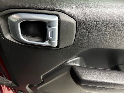 Used 2021 Jeep Wrangler Unlimited Rubicon w/ Cold Weather Group image 49