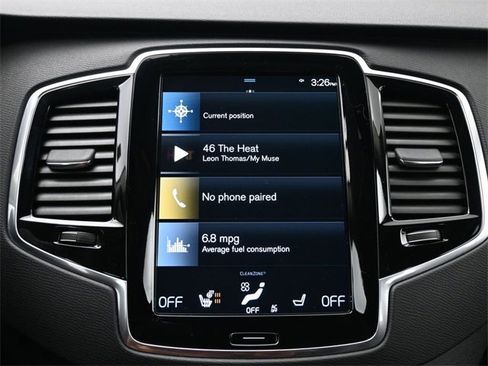 Used 2022 Volvo XC90 T6 Momentum w/ Advanced Package image 13