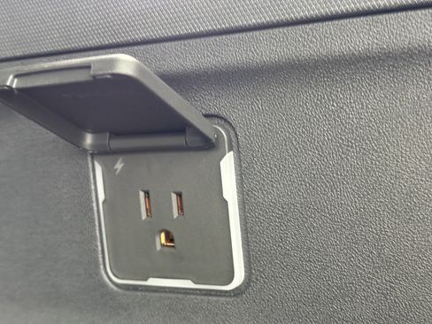 New 2026 Cadillac Escalade IQ Luxury 1 w/ LPO, Premium Carpet Package image 11