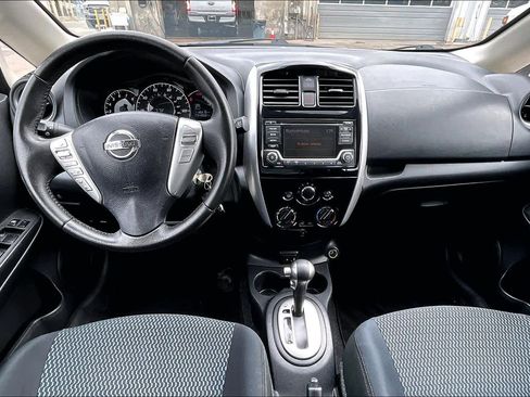 Used 2017 Nissan Versa Note SV image 16