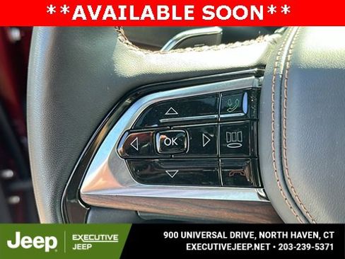 Used 2022 Jeep Grand Cherokee Summit image 16