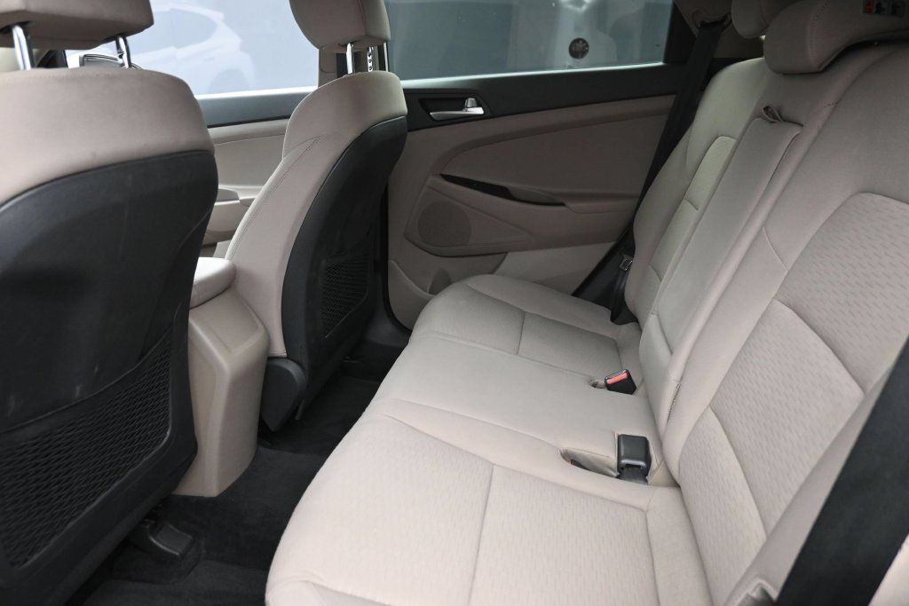Used 2020 Hyundai Tucson Value w/ Cargo Package AWD/4WD image 12
