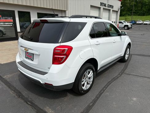 Used 2017 Chevrolet Equinox LT w/ Convenience Package FWD image 5