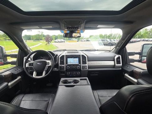 Used 2018 Ford F350 Lariat w/ Lariat Ultimate Package AWD/4WD image 18