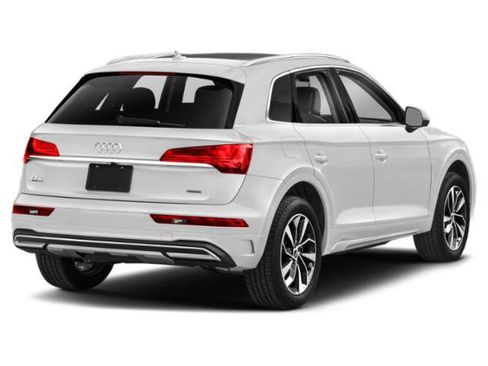 Used 2021 Audi Q5 2.0T Premium Plus w/ Premium Plus Package AWD/4WD image 2