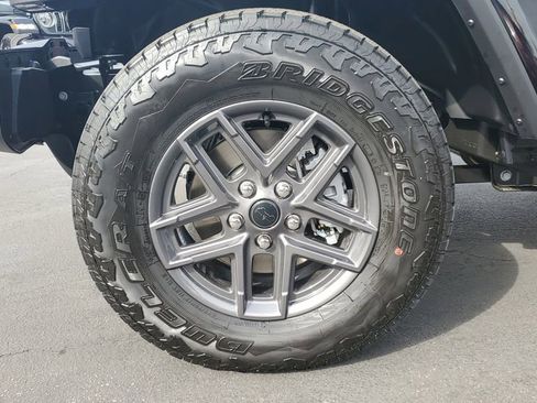 New 2026 Jeep Gladiator Sport image 7