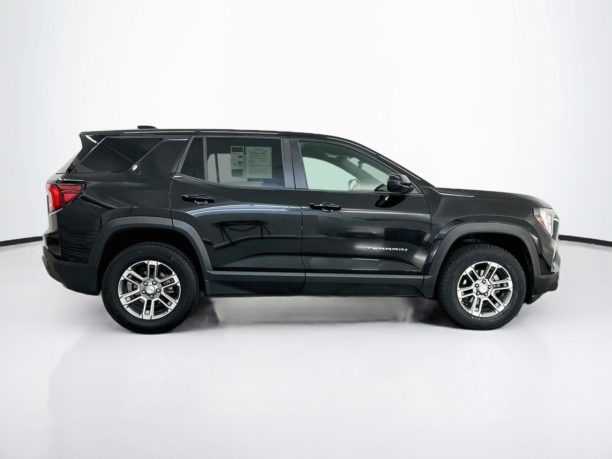 Used 2025 GMC Terrain Elevation AWD/4WD image 10