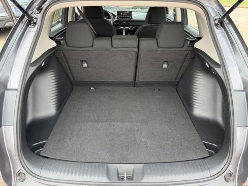 Used 2025 Honda HR-V LX image 28