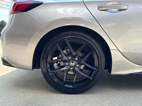 Used 2024 Honda Civic Sport image 14
