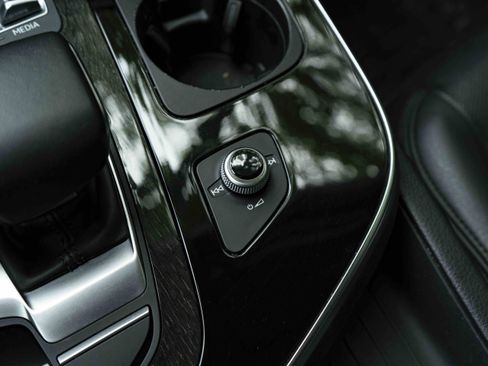 Used 2019 Audi Q7 3.0T Premium Plus AWD/4WD image 21