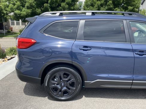 Certified 2025 Subaru Ascent Bronze Edition w/ Popular Package #2 AWD/4WD image 6