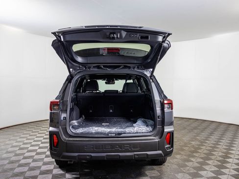 Used 2026 Subaru Outback Premium AWD/4WD image 38