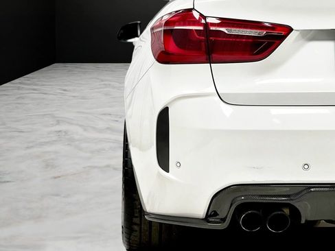 Used 2016 BMW X6 M image 45