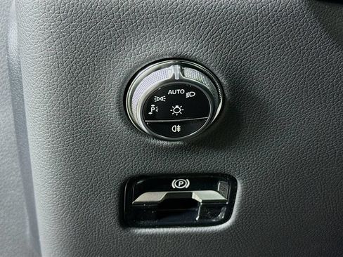 New 2026 Mercedes-Benz GLC 300 4MATIC image 10