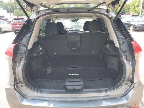 Used 2020 Nissan Rogue SV AWD/4WD image 20