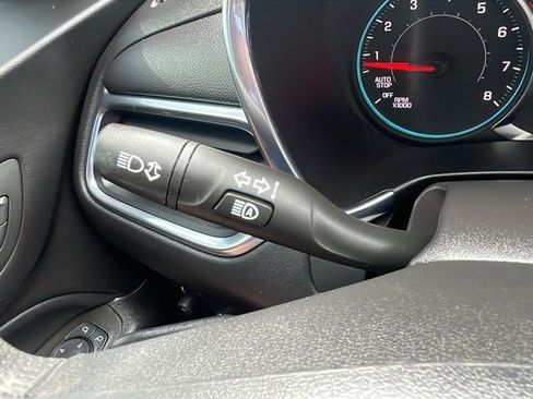 Used 2023 Chevrolet Equinox LT image 23