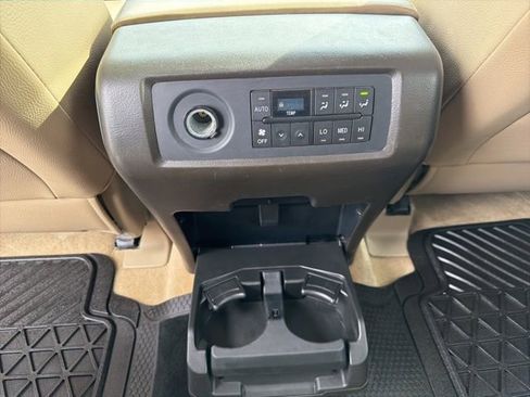 Used 2008 Toyota Sequoia Limited image 13