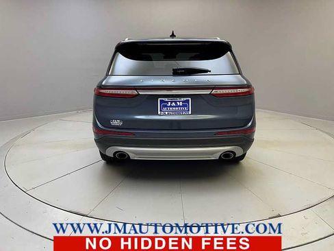 Used 2022 Lincoln Corsair AWD w/ Premium Package image 4