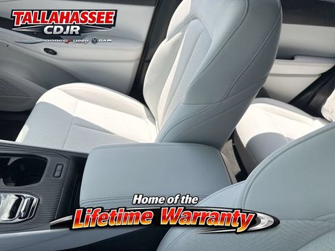 New 2026 Jeep Cherokee Laredo AWD/4WD image 22