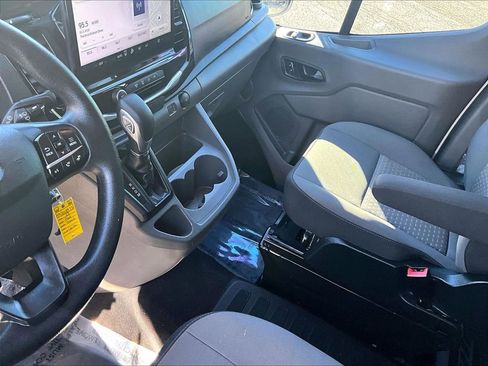 Used 2023 Ford Transit 350 XLT image 14