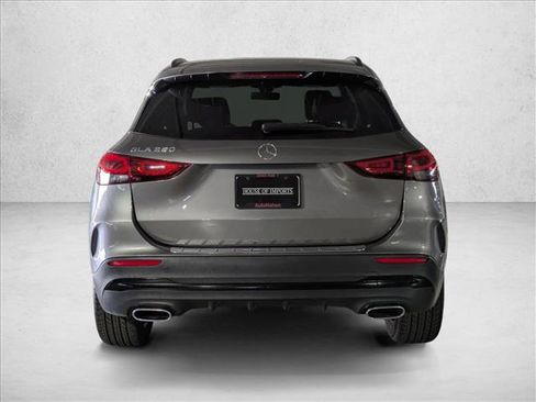 Certified 2022 Mercedes-Benz GLA 250 image 9