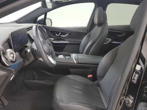 Used 2023 Mercedes-Benz EQE 500 4MATIC SUV image 5