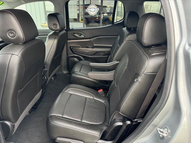 Used 2023 GMC Acadia SLT AWD/4WD image 7