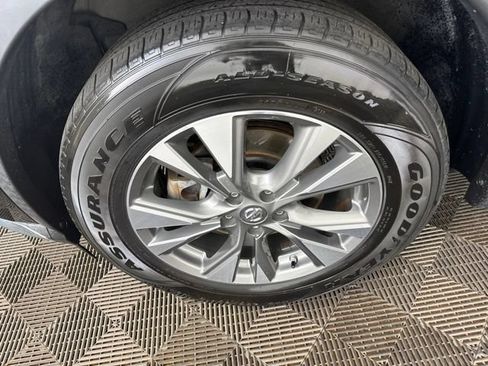 Used 2018 Nissan Murano SV AWD/4WD image 26