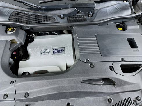 Used 2013 Lexus RX 450h FWD image 33