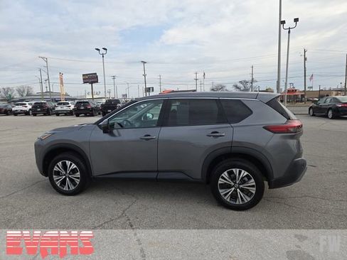 Used 2021 Nissan Rogue SV image 24