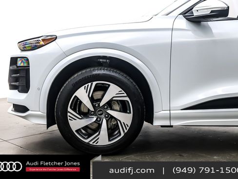 Used 2025 Audi Q6 e-tron Premium Plus w/ Premium Plus image 10