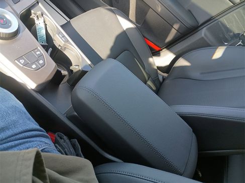 New 2026 Kia Sportage EX w/ EX Panoramic Sunroof Package image 27