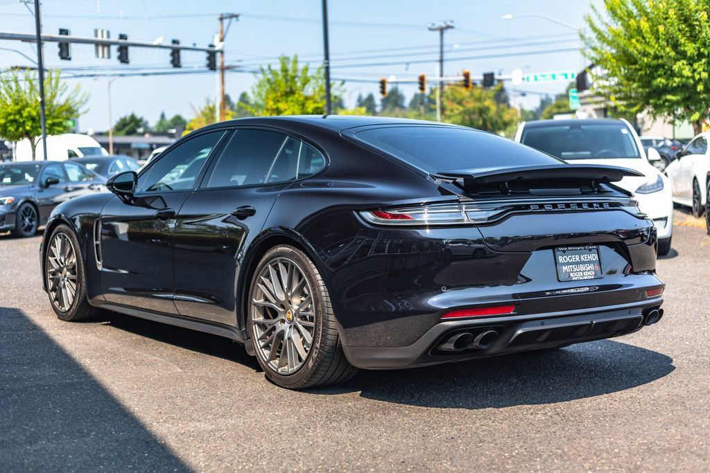 Used 2023 Porsche Panamera 4 Platinum Edition AWD/4WD image 9