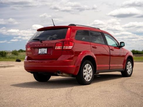 Used 2017 Dodge Journey SE FWD image 7