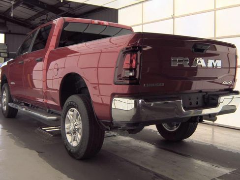Used 2026 RAM 2500 Big Horn AWD/4WD image 6