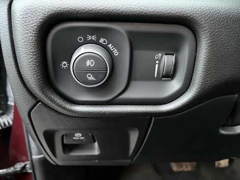 Certified 2022 RAM 1500 Big Horn image 16