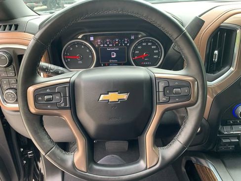 Used 2023 Chevrolet Silverado 2500 High Country w/ LPO, Dark Essentials Package AWD/4WD image 19