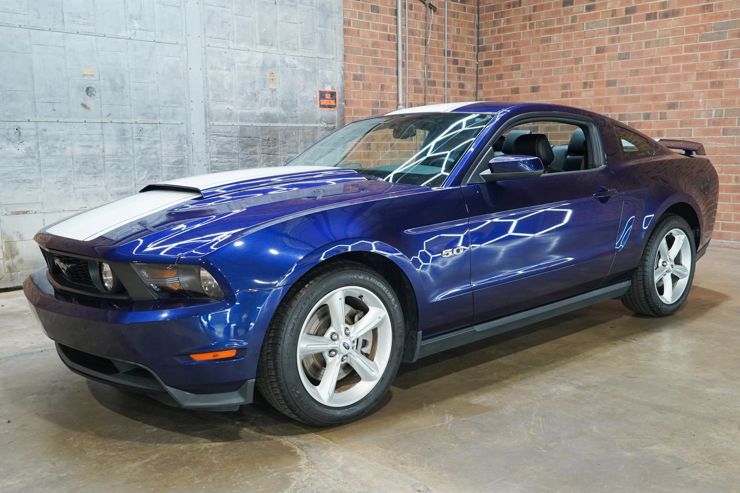 Used 2012 Ford Mustang GT Premium w/ GT Coupe Accessory Pkg 4 RWD image 19
