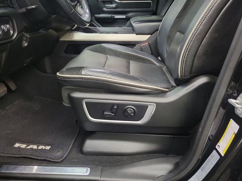 Used 2019 RAM 1500 Laramie image 13