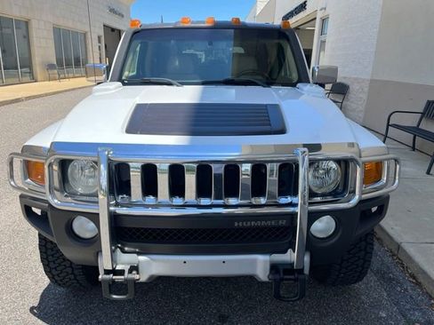 Used 2008 HUMMER H3 Luxury AWD/4WD image 2