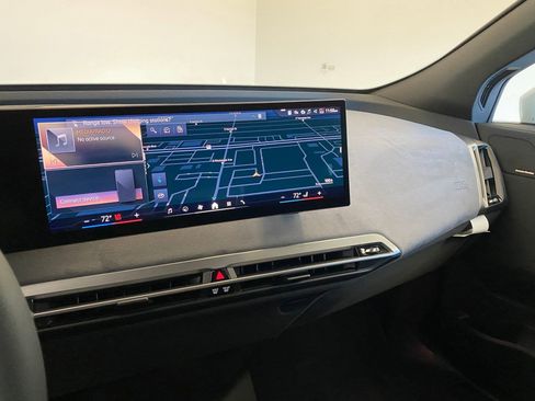 Used 2026 BMW iX xDrive60 w/ M Sport Package AWD/4WD image 24