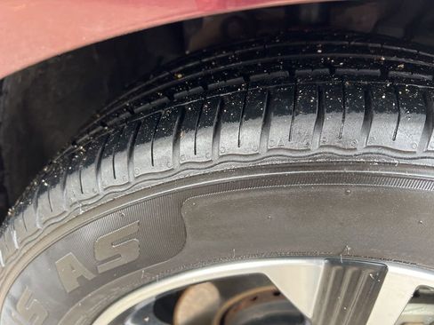 Certified 2024 Nissan Sentra SV image 36