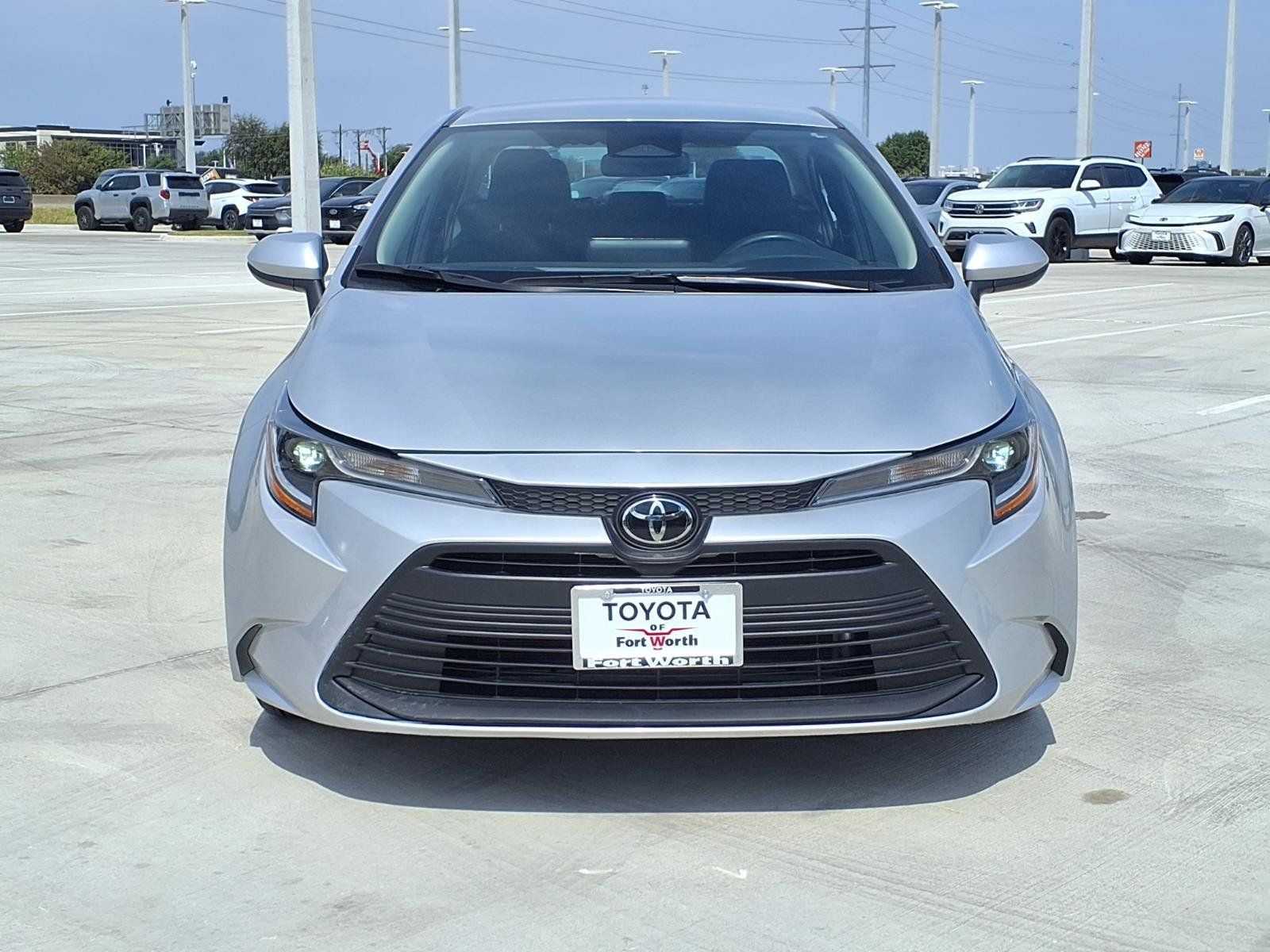 Used 2026 Toyota Corolla LE FWD image 2