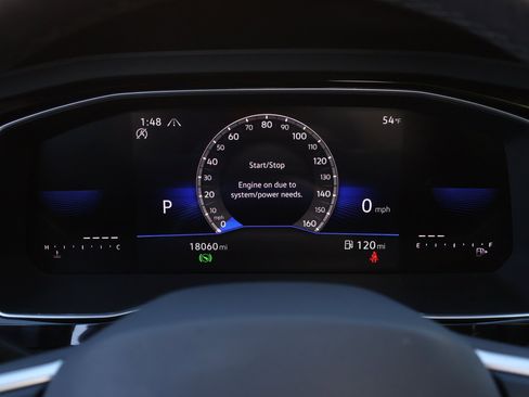 Used 2024 Volkswagen Jetta SE image 15