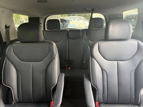 Used 2024 Hyundai Palisade SEL FWD image 41