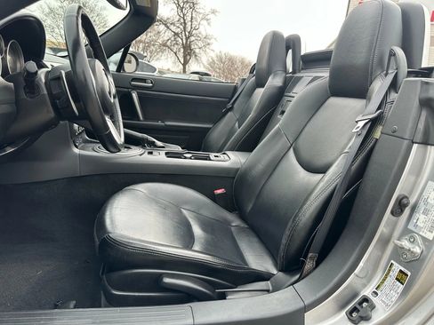 Used 2012 MAZDA MX-5 Miata Grand Touring w/ Premium Pkg image 13